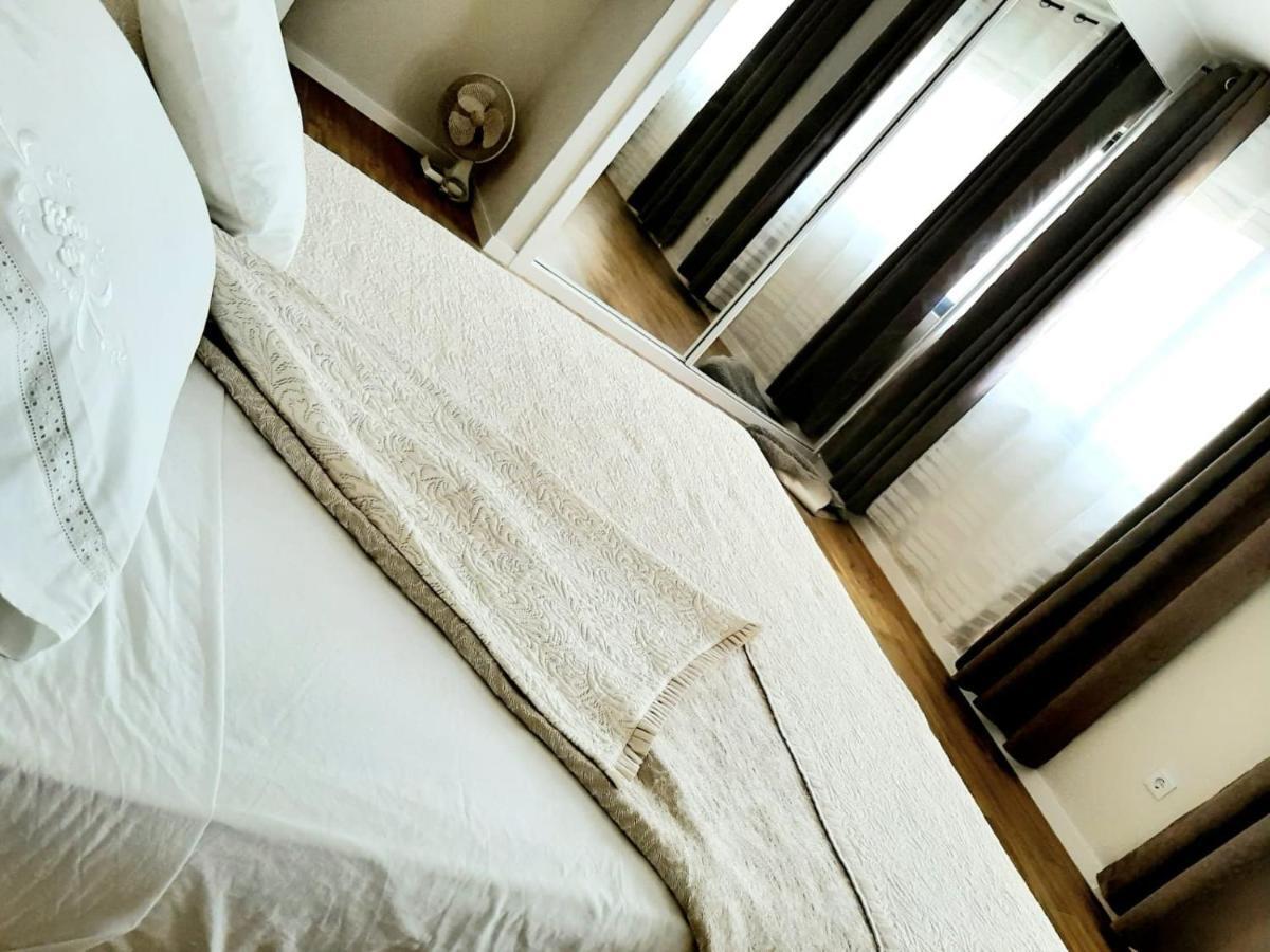 Apartment With Pool In Mindelo Bagian luar foto
